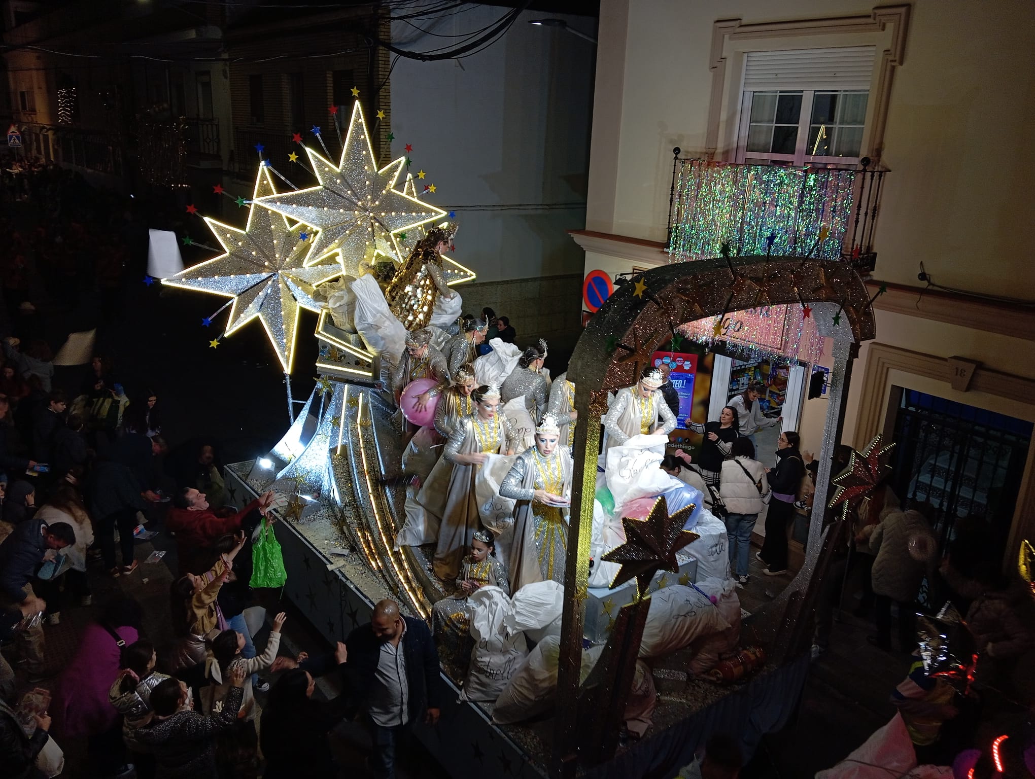 La asociación de mujeres de Santiago el Mayor contará con una carroza en la cabalgata de Reyes Magos de Utrera