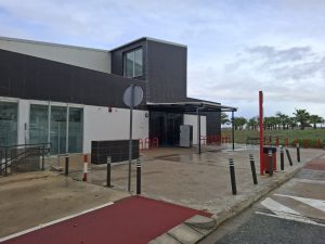 Los trabajadores de la piscina temen que el cierre «pueda prolongarse hasta Semana Santa»