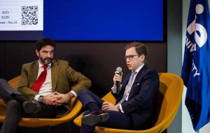 El prestigioso economista Diego García del Río participó junto a Néstor Camarillo, Senador de la República Méxicana, en una ponencia sobre inversión y economía en la prestigiosa IE University