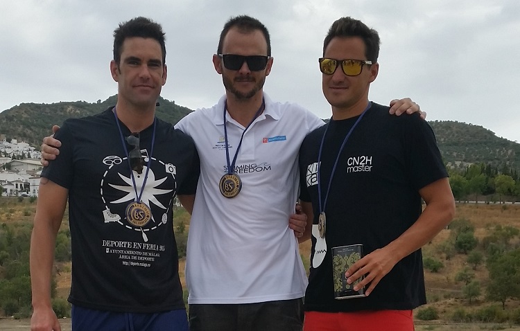 Ilde Barrera, campeón de los 10.000 metros en aguas abiertas de la Travesía Discovery