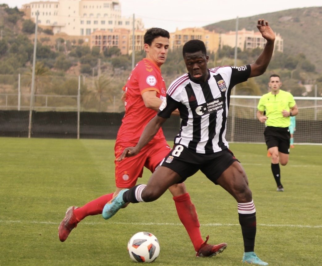 FC CARTAGENA 3- 2 C.D. UTRERA: El Utrera no consigue romper la mala racha a domicilio