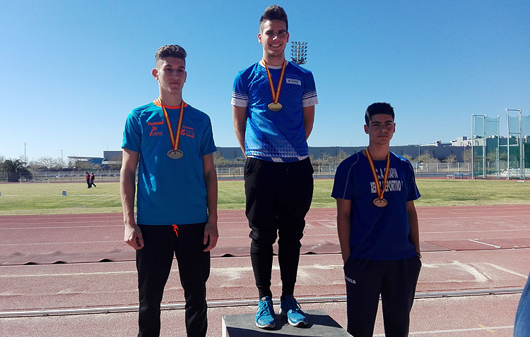 El utrerano Adrián Durán, bronce en el Campeonato de España en lanzamiento de jabalina