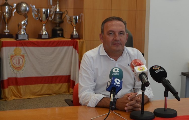 Antonio Camino seguirá rigiendo los destinos del Club Deportivo Utrera durante los próximos cuatro años