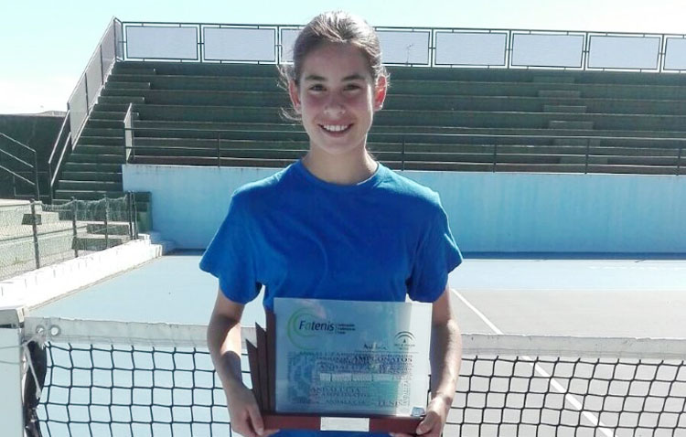 La tenista Claudia Camúñez, nueva campeona de Andalucía