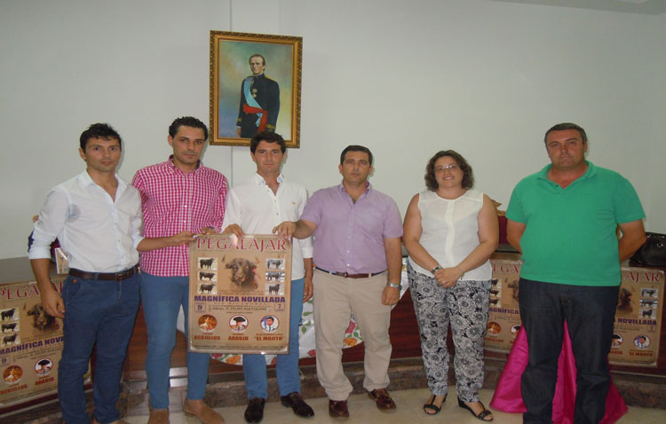 El diestro utrerano en la presentación del festejo