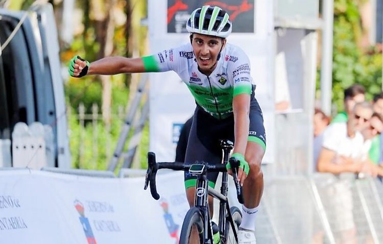 El ciclista utrerano David González cambia de aires y ficha por el Vigo-Rías Baixas
