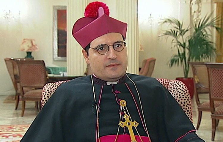 El falso obispo que atiende a las monjas cismáticas de Burgos fue ordenado por otro obispo de la iglesia palmariana
