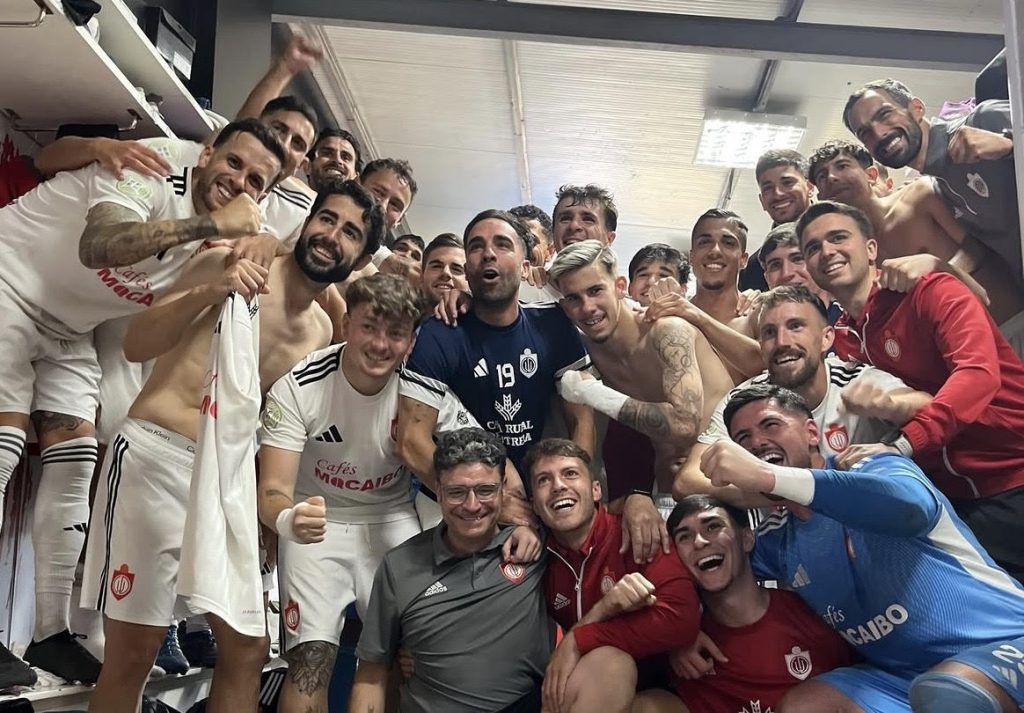 El CD Utrera certifica la permanencia con una sufrida victoria frente al Sevilla C
