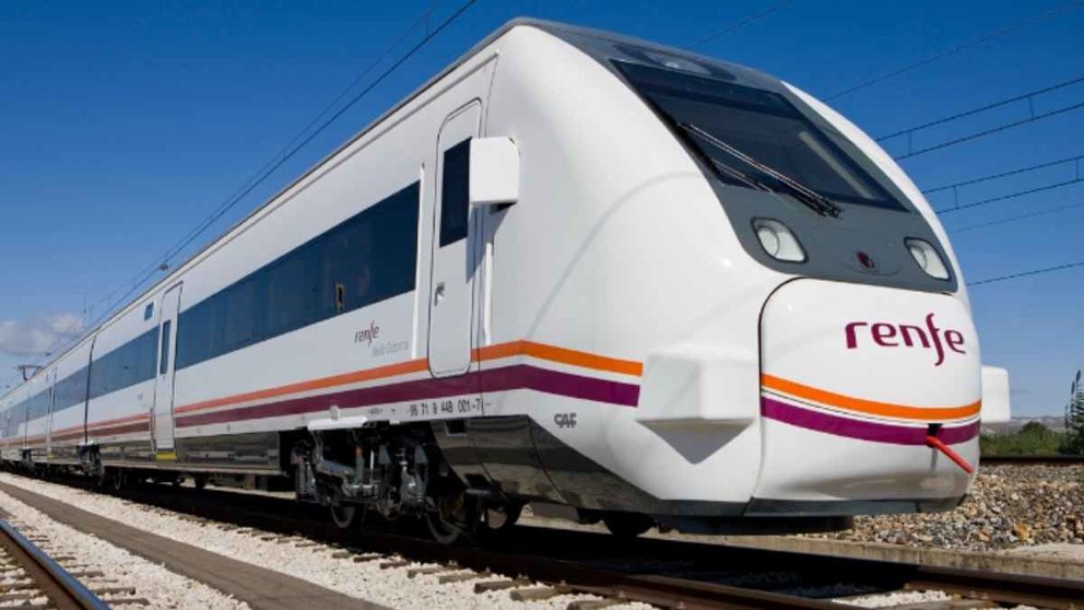 Fallece al ser arrollado por un tren de media distancia en el paso a nivel de La Espiritista