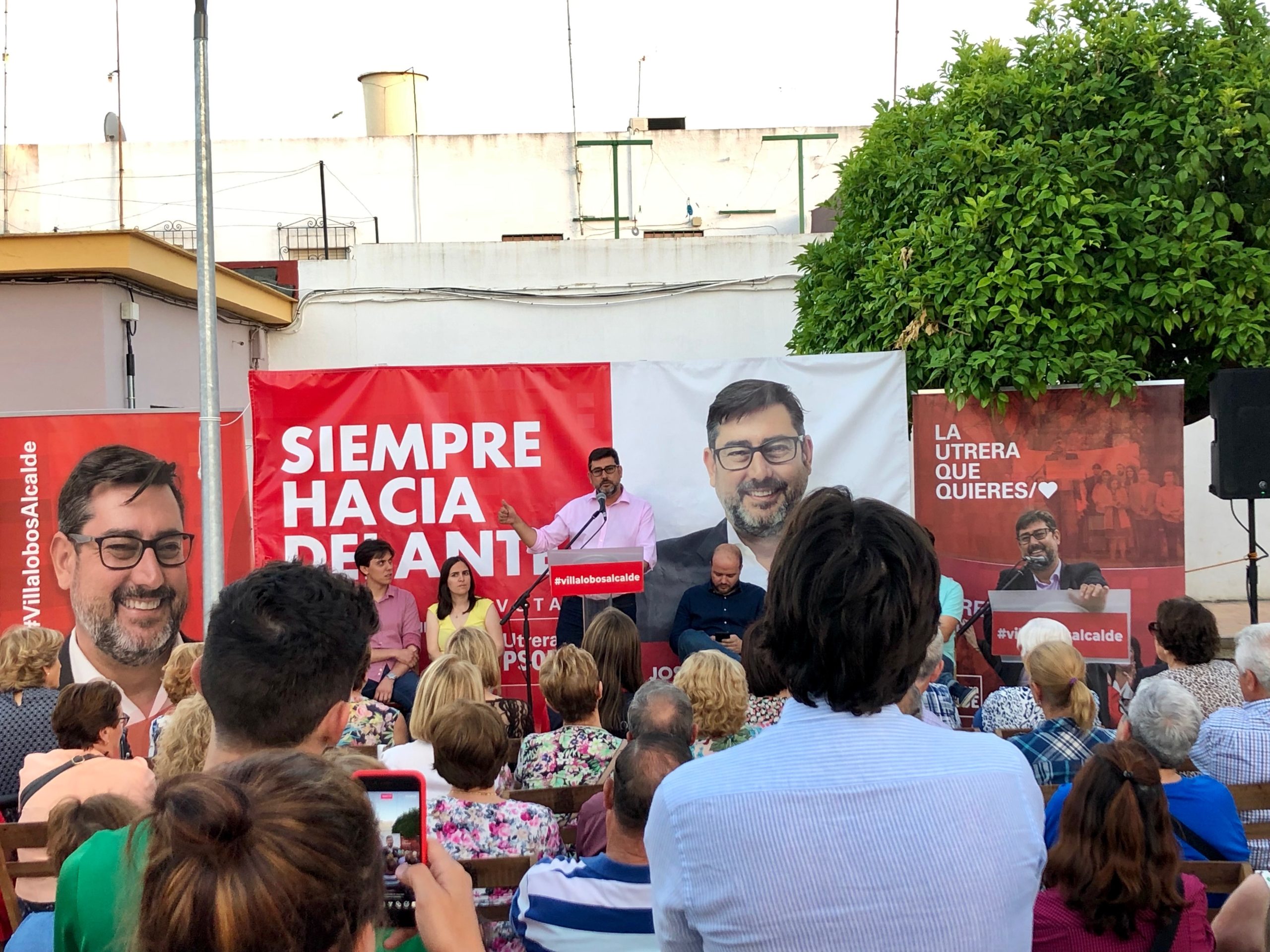 ELECCIONES 2019:Tres grandes aparcamientos  y finalización del carril bici, principales promesas de Villalobos en materia de movilidad
