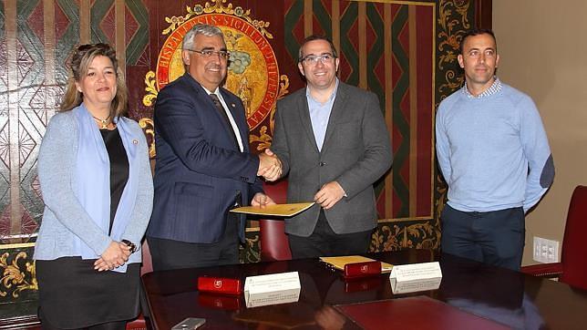 Acuerdo entre la Universidad de Sevilla y el Ayuntamiento de Los Palacios