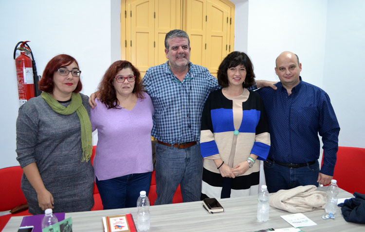 «Adelante Andalucía» presenta en Utrera su candidatura como la «única alternativa al PSOE de Susana Díaz»