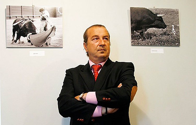 El utrerano Agustín Arjona, elegido presidente de honor de la Asociación Nacional de Fotógrafos Taurinos
