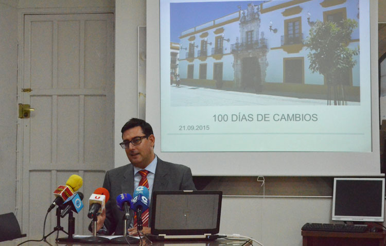 Villalobos: «Nunca se había hecho tanto en tan poco tiempo»