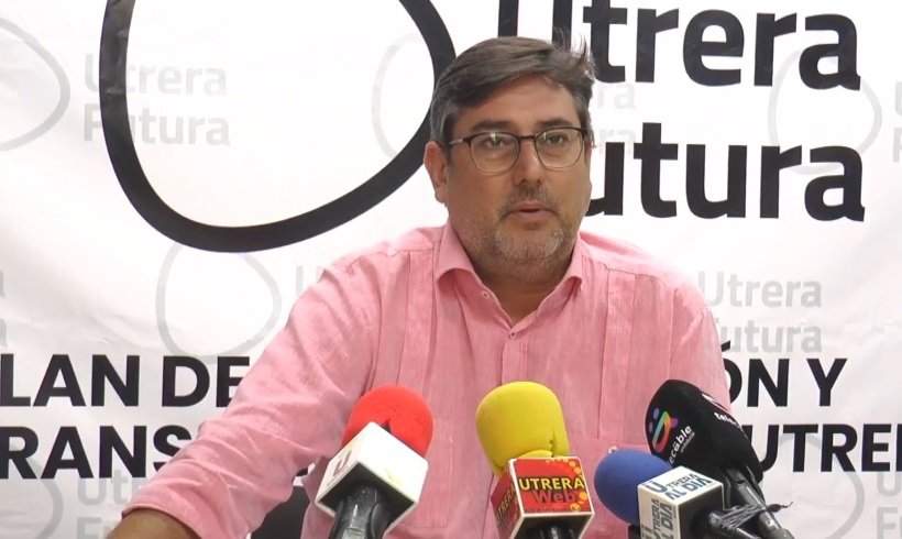 Villalobos: «Esta batalla, que ha sido larga, la ha ganado la ciudad de Utrera»