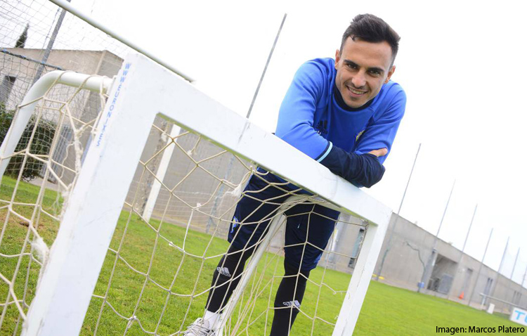 Nápoles y Valencia, interesados en el futbolista utrerano Álvaro García