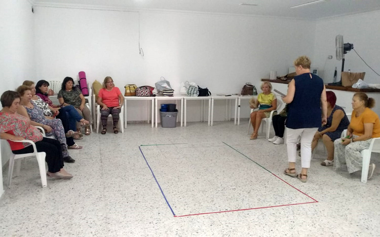 El grupo «Amigas» se llena de actividades con el inicio de sus talleres