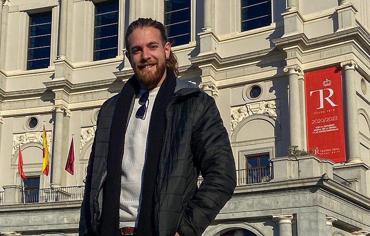 El pianista utrerano Andrés Barrios desembarca en el emblemático Teatro Real de Madrid