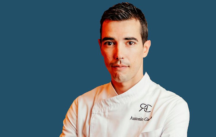Antonio García Lozano, un cocinero utrerano embajador de la cocina española en Shanghái (China)