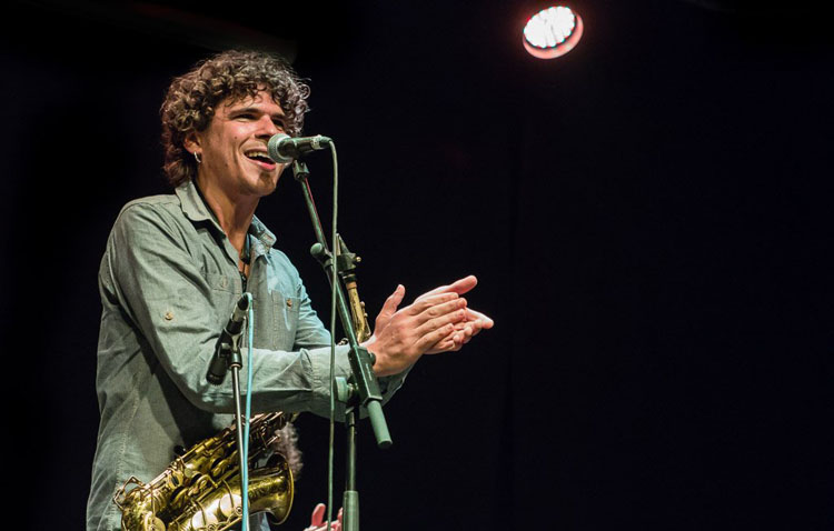La fusión de flamenco y jazz marca el inicio del ciclo «Noches de julio» con la actuación de Antonio Lizana