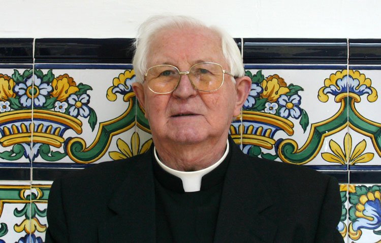 Fallece el conocido sacerdote salesiano utrerano Antonio Mejías