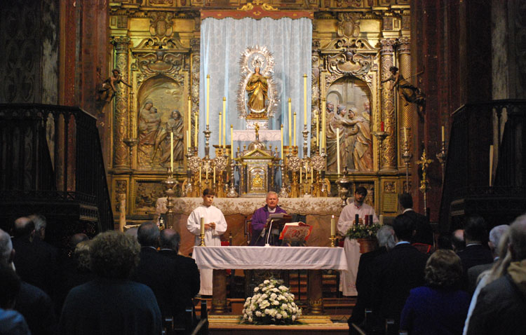 La hermandad sacramental de Santa María celebra los cultos anuales en honor a la Inmaculada Concepción