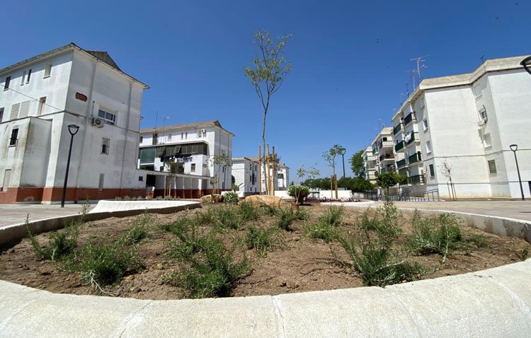 El Ayuntamiento de Utrera lanza un contrato para reforzar el riego durante el verano