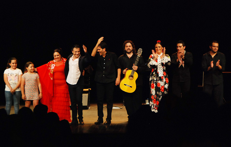 Cantes, toques y bailes de Utrera «por todo lo alto» en el teatro