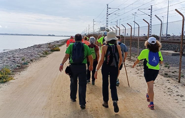 La Asociación de Amigos del Camino de Santiago de Utrera inicia las etapas gaditanas de la Vía Augusta