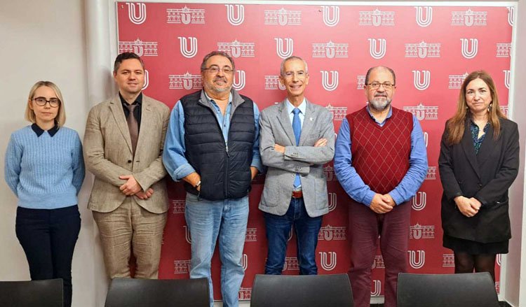 La nueva asociación de empresarios del polígono ‘La Morera’ y el Ayuntamiento abordan las necesidades de esa zona de Utrera