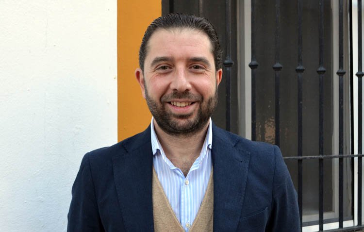 El utrerano Augusto Muñoz, protagonista del pregón de la hermandad de la Trinidad [AUDIO ENTREVISTA COPE UTRERA]