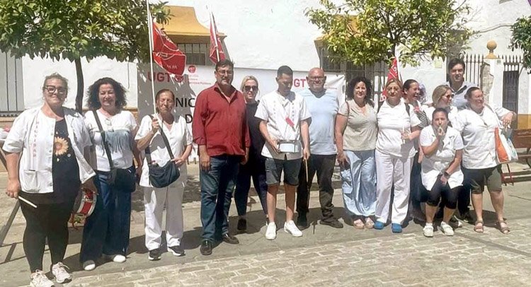 El PP denuncia que la concentración de los trabajadores de ayuda a domicilio «está alentada por el PSOE»