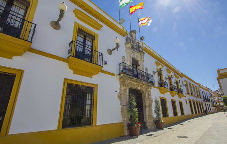 El recibo medio del IBI en Utrera se actualiza un euro al mes tras siete años de congelación