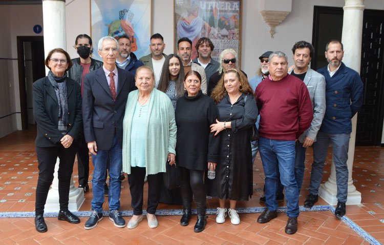 Un nuevo monumento y tres espectáculos, pilares del 25º aniversario del fallecimiento de Bambino en Utrera