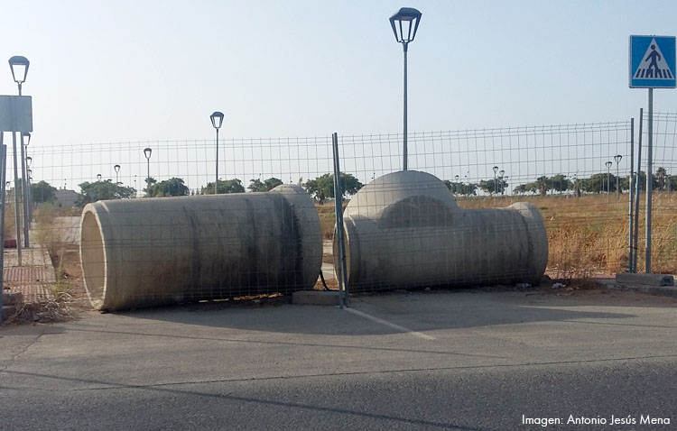 Los vecinos del Naranjal de Castillo denuncian que «viven aislados», especialmente durante la feria