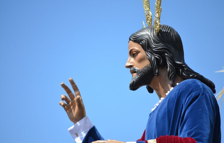 Una exaltación en la hermandad de la Trinidad para celebrar las bodas de plata de la actual imagen de la Borriquita