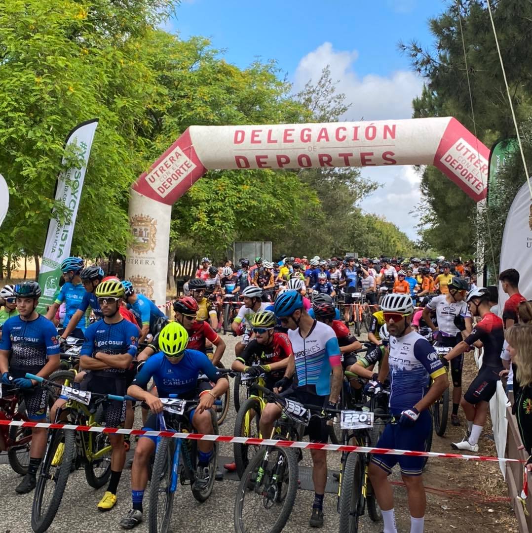 El ciclista local David González reinó en la fiesta de la bicicleta utrerana