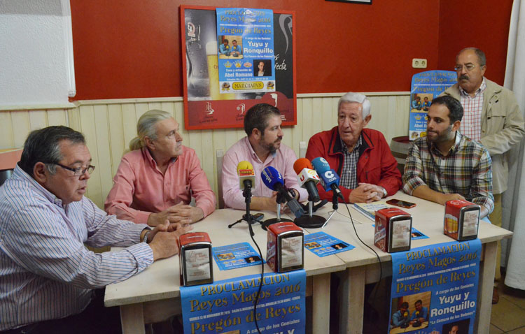 La cabalgata de los Reyes Magos calienta motores con la presentación de su pregón y de la noche de teatro