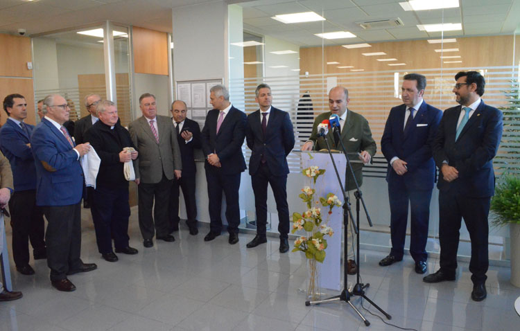Caja Rural de Utrera abre una nueva oficina dedicada especialmente a las empresas (IMÁGENES)
