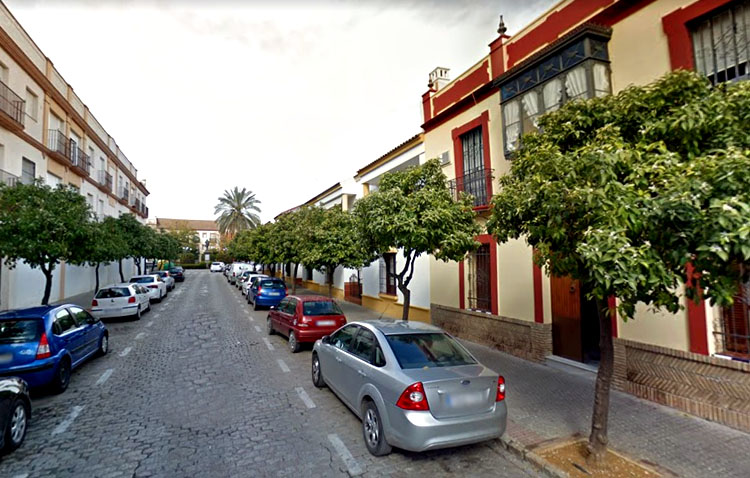 Herida una mujer de 87 años tras quedar atrapada por el desplome de parte del techo de escayola del salón de su casa