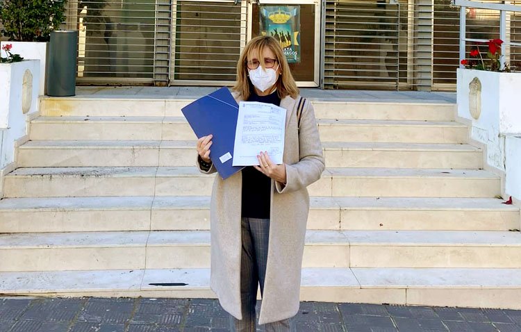 Casi 1.200 firmas en Los Molares contra el cambio de hospital