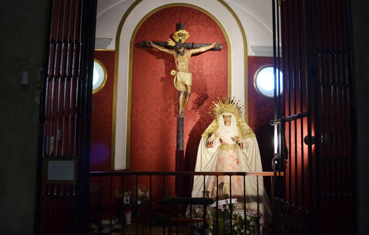 La hermandad de los Gitanos proyecta la realización de un retablo para su capilla