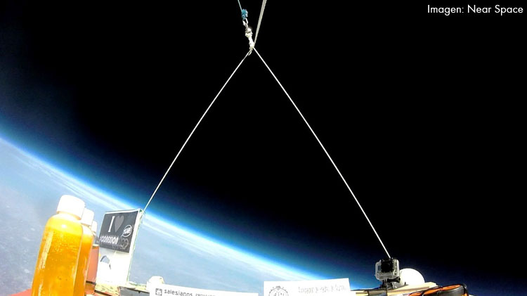 Una cápsula viaja a más de 33 kilómetros de altura, desde el patio de los Salesianos a la estratosfera (IMÁGENES)