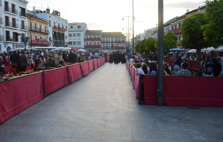 El presidente del Consejo de Hermandades de Utrera plantea ampliar la carrera oficial de la Semana Santa en 2024