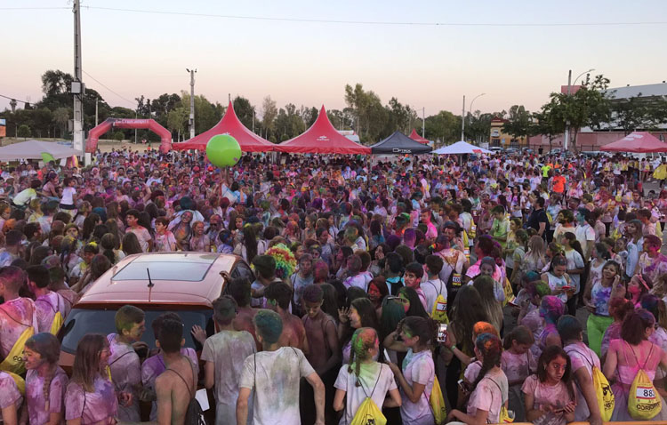 Éxito de la carrera «Utrera de color», con más de 1.500 participantes