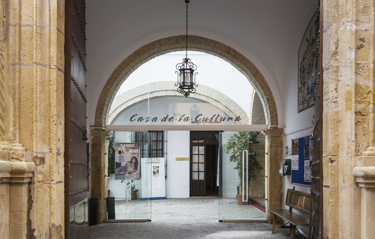 Últimos días para inscribirse en los cursos formativos de la Casa de la Cultura de Utrera