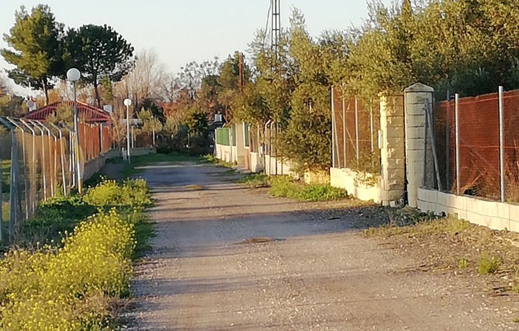 «Los vecinos de Casacerros nos sentimos estafados por el Ayuntamiento de Utrera»