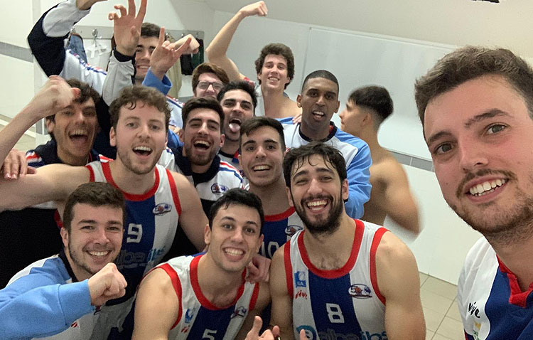 El CB Utrera vence al Dos Hermanas y se clasifica para los playoffs de ascenso a LEB Plata