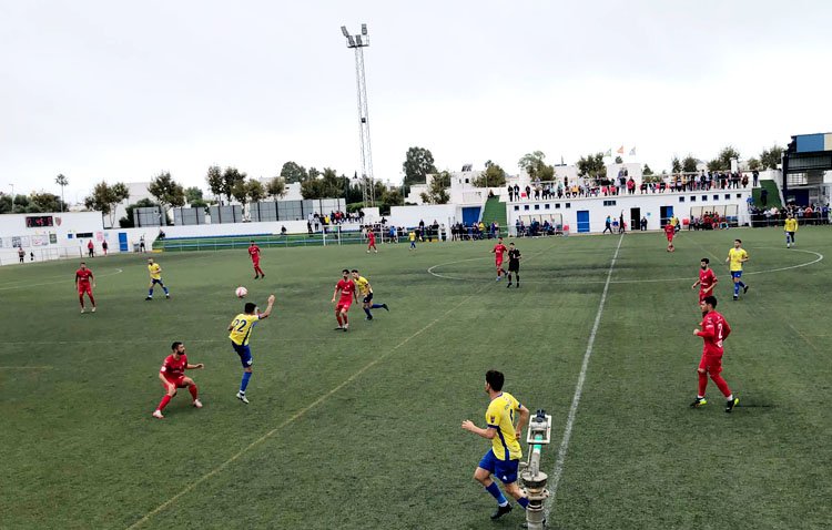 CONIL C.F. 1-1 C.D. UTRERA: Un punto insuficiente