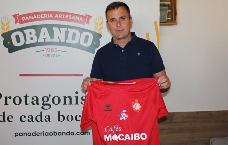 «En el 75º aniversario del Club Deportivo Utrera y en un renovado San Juan Bosco es el momento de dar el salto a Segunda RFEF»